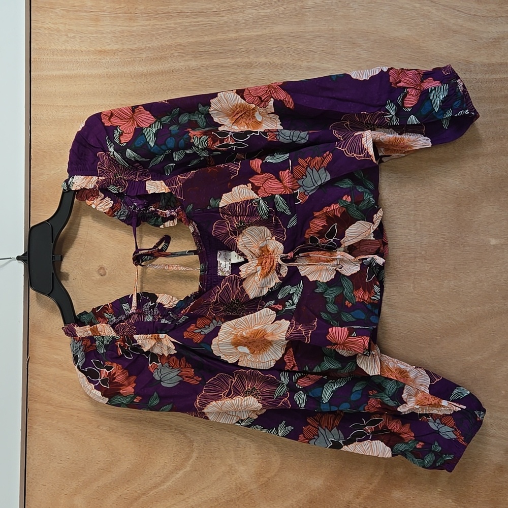 Band of the Free, purple floral top.